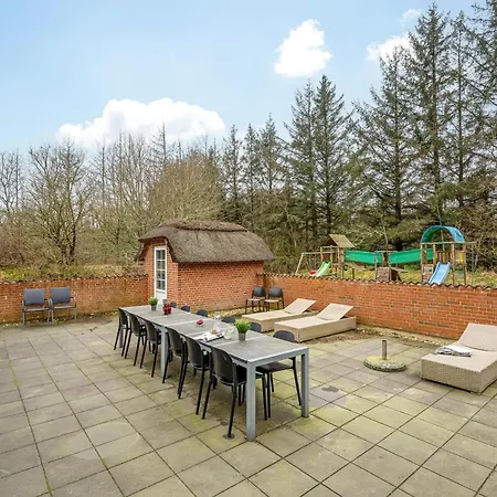 Holiday home Large Pool House With Volleyball - 2000 *