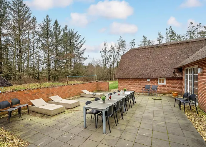 Large Pool House With Volleyball - 2000 Дом отдыха Ulfborg